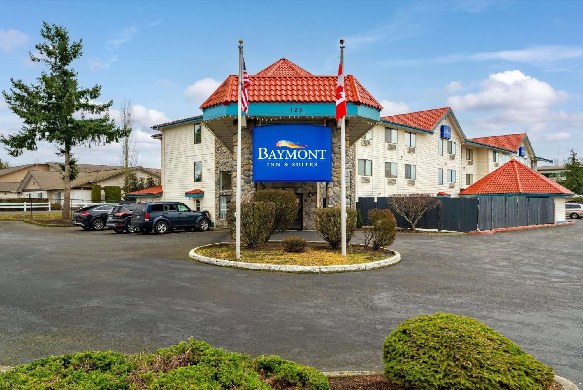 Baymont Inn & Suites By Wyndham Bellingham Exterior photo